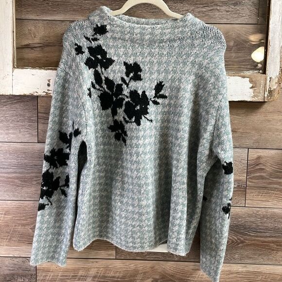 OLIVER O Ladies Houndtooth Floral Crew Neck Sweater Large Blue Gray and Black - Picture 2 of 8